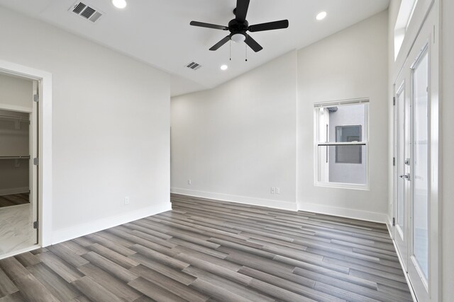 unfurnished room featuring wood-type flooring and ceiling fan