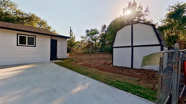 view of outbuilding