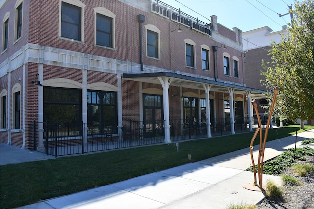 view of building exterior