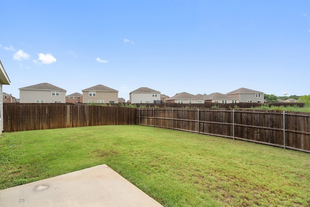 view of yard with a patio area