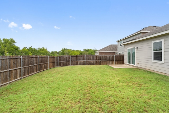 view of yard with a patio area