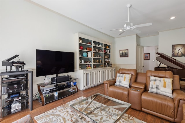 903 N College St, Mckinney, TX 75069 - living room featuring recessed lighting, wood finished floors, crown molding, and ceiling fan
