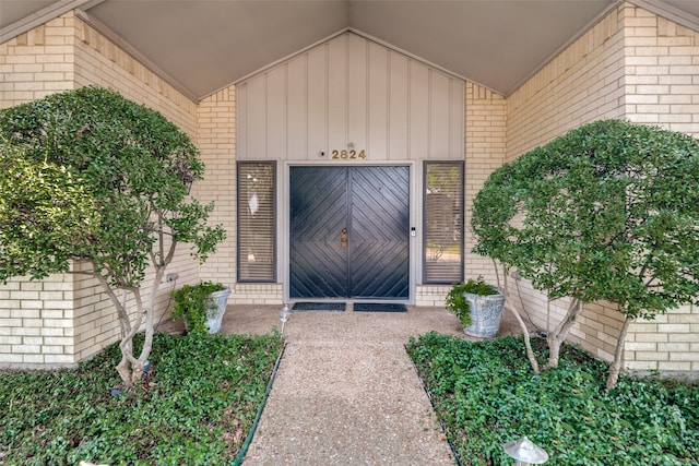 view of property entrance