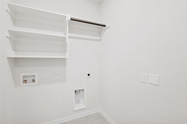 clothes washing area with hookup for a washing machine, light tile patterned floors, gas dryer hookup, and electric dryer hookup