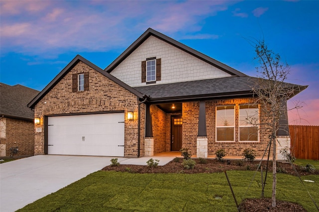 view of front of property with a yard