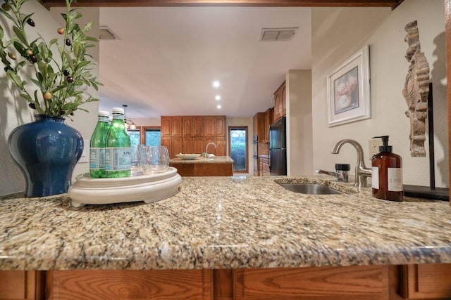 bathroom featuring sink