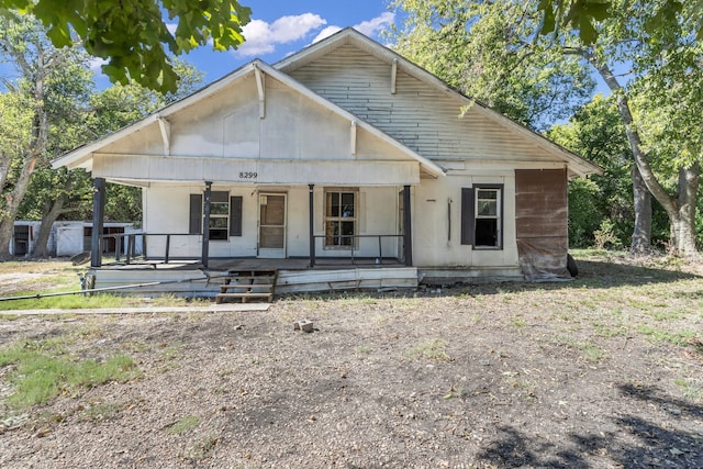 view of front of home with covered porch