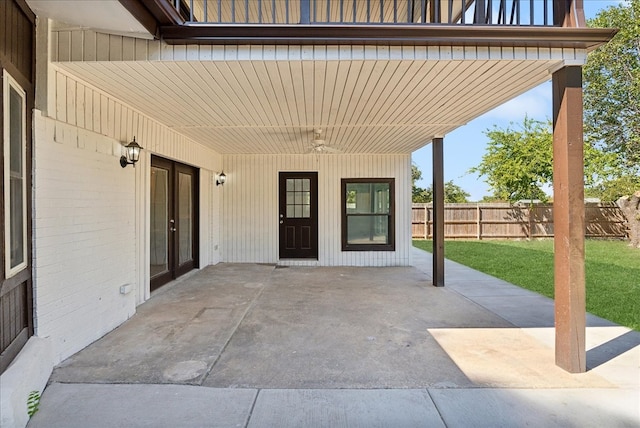 view of patio / terrace featuring ceiling fan