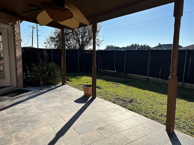 view of patio / terrace with ceiling fan