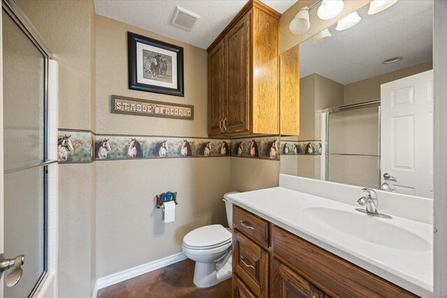 1455 County Road 2008 Unit B, Glen Rose, TX 76043 - full bath featuring vanity and toilet
