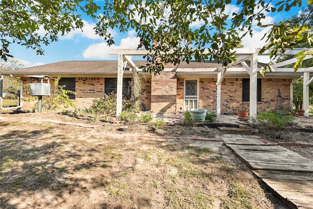 view of front of property