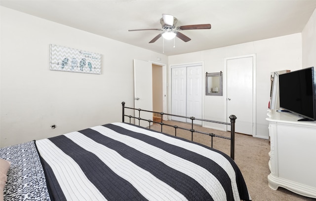 bedroom with light carpet and ceiling fan