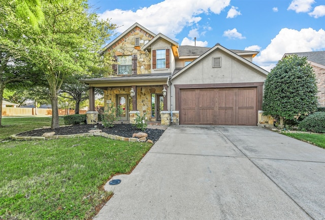 craftsman-style house featuring a front lawn and a porch