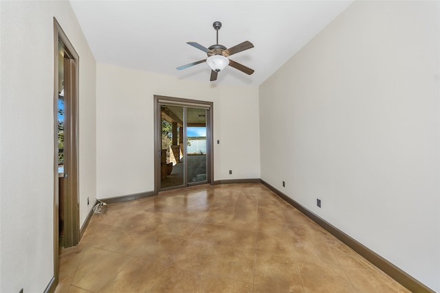 empty room featuring ceiling fan