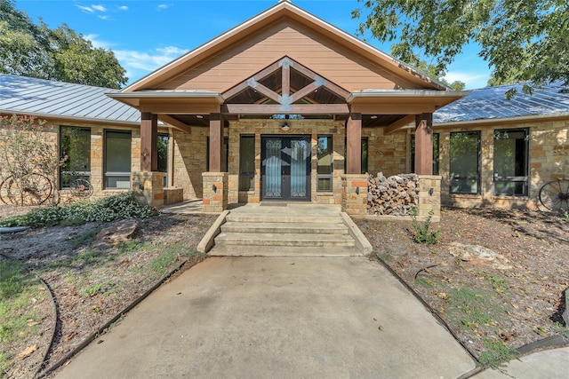 view of front of house featuring covered porch