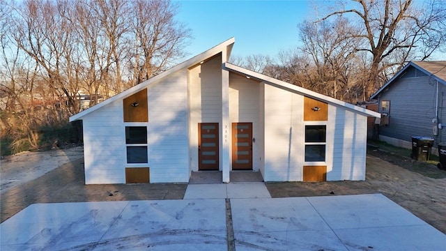 view of modern home