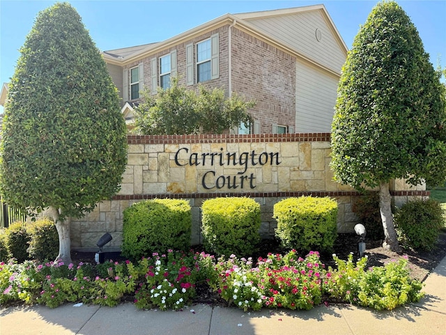 2924 Peyton Brook Dr, Fort Worth, TX 76137 - view of community / neighborhood sign