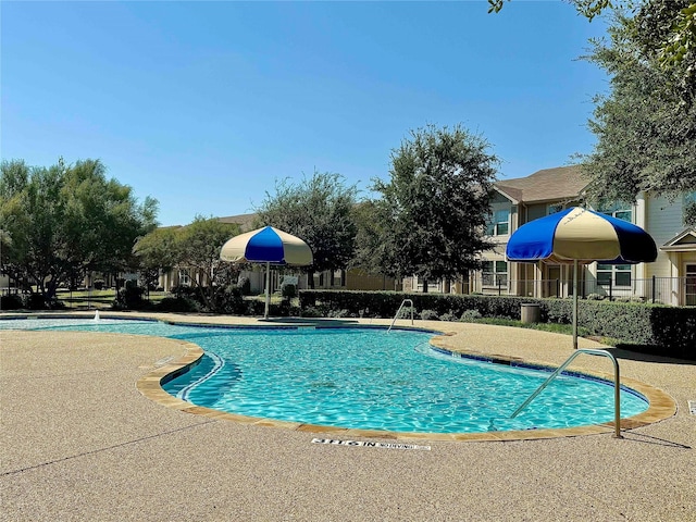 2924 Peyton Brook Dr, Fort Worth, TX 76137 - view of community pool