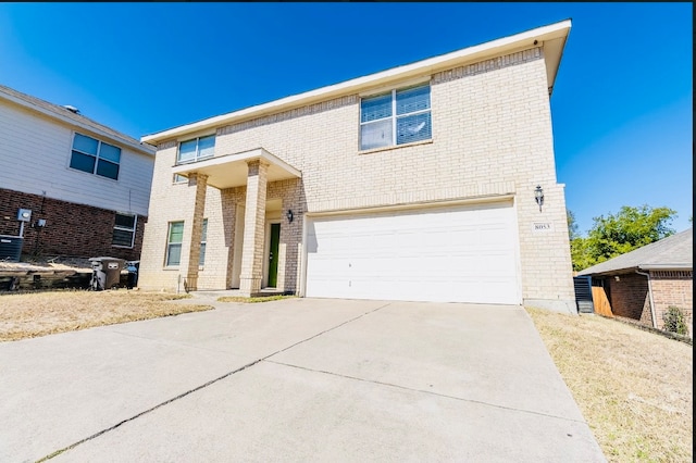 view of front facade featuring a garage