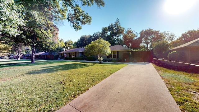 Listing photo 2 for 4508 Ivy Dr, Mesquite TX 75150