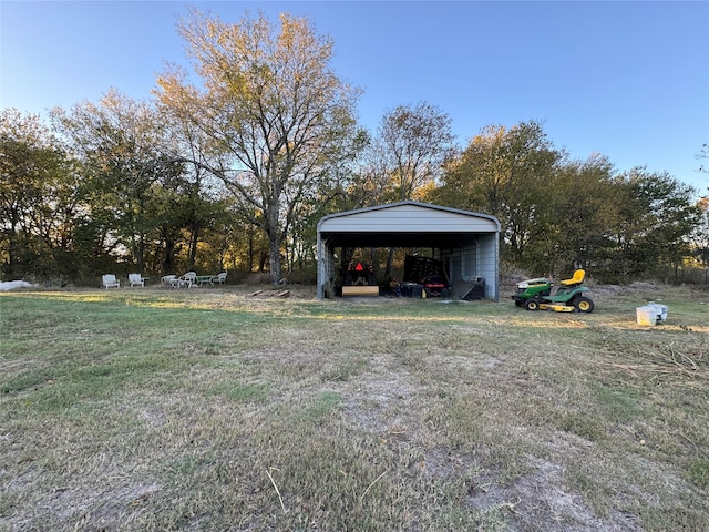 view of yard featuring a carport