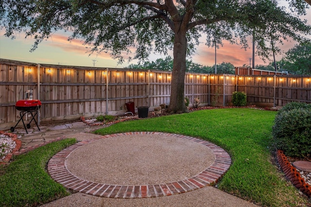 7906 Munich Dr, Rowlett, TX 75089 - view of yard