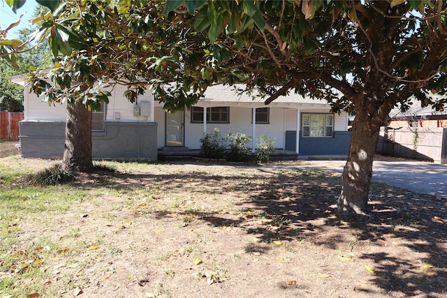 view of front of home