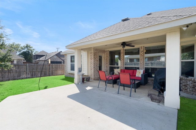 view of patio / terrace with ceiling fan