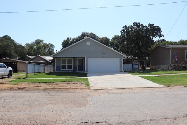 view of front of home featuring a front lawn