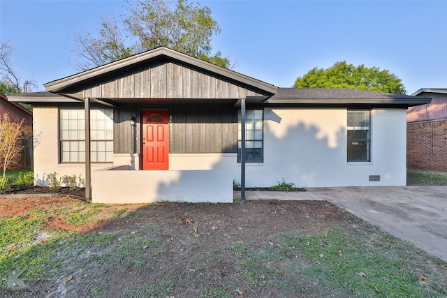 view of ranch-style home