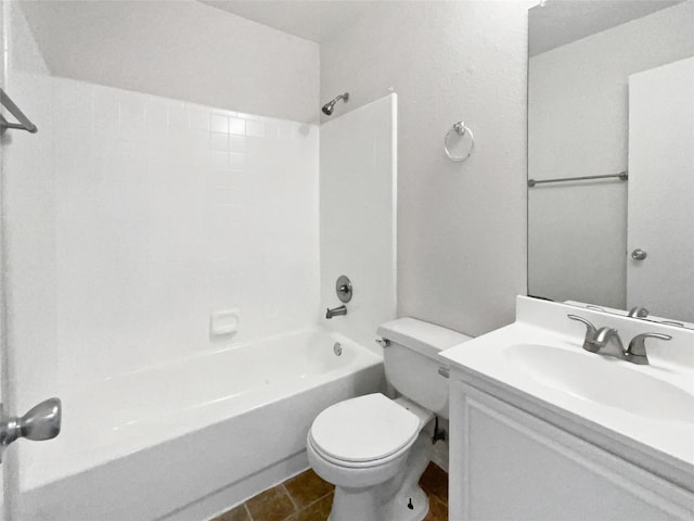 5103 Whitehaven Dr, Garland, TX 75043 - full bath featuring toilet, vanity, and shower / tub combination