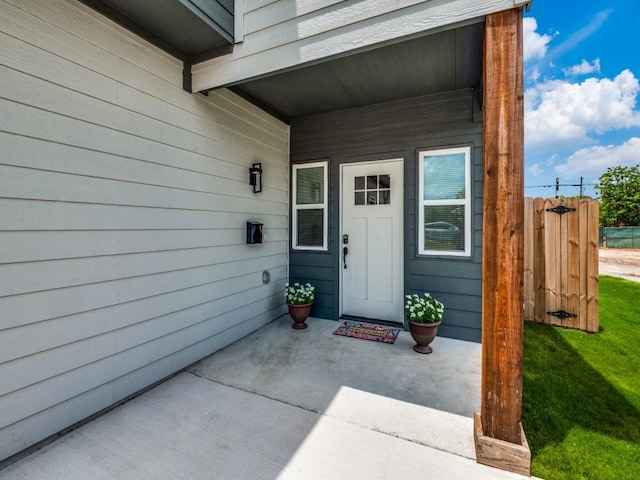 717-719 Sunset Ave, Dallas, TX 75208 - doorway to property with a patio