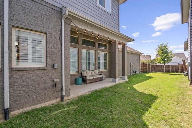 view of yard with a patio