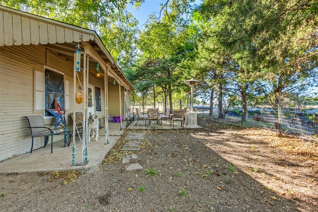 view of yard featuring a patio area