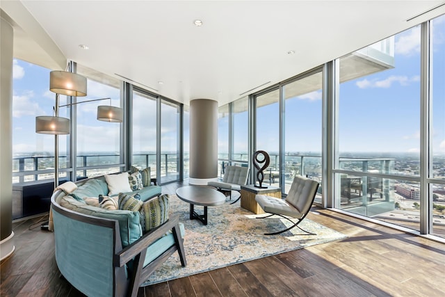 sunroom with a healthy amount of sunlight