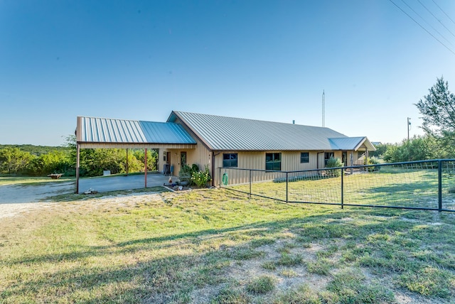 565 Turkey Ridge Rd, Stephenville, TX 76401 - view of front of house with metal roof and an attached carport