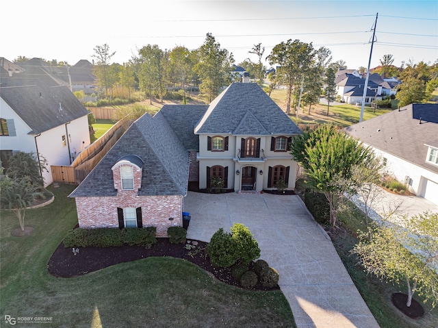 view of front of home with a front yard