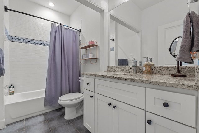 full bathroom featuring vanity, toilet, and shower / tub combo with curtain