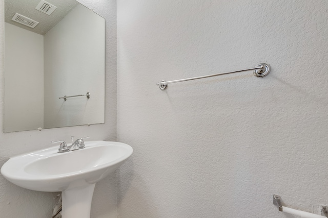 bathroom with sink