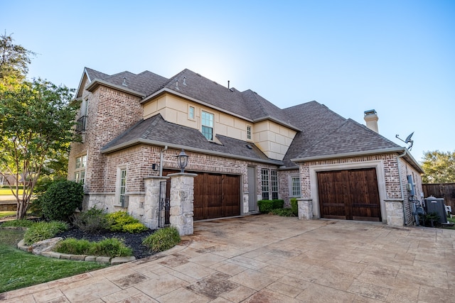 view of front of house featuring a garage