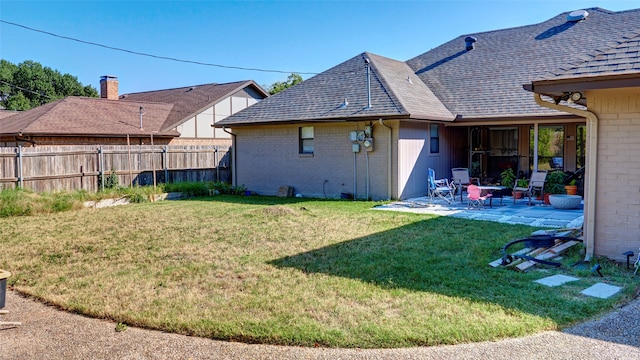 view of yard with a patio