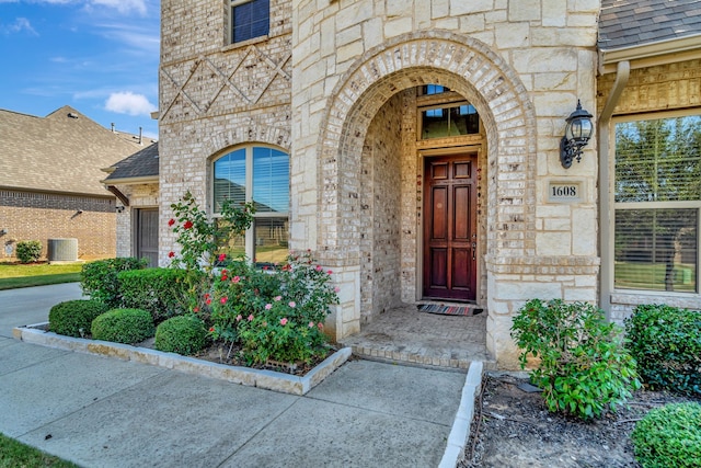 property entrance with central AC