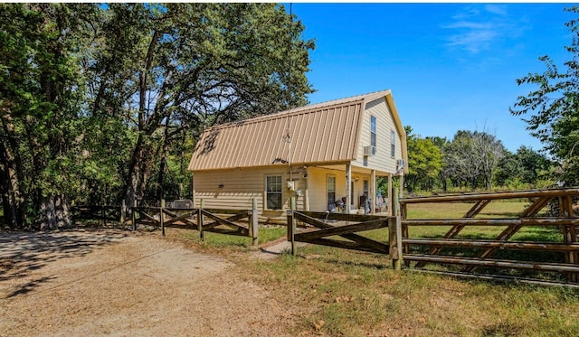 exterior space with a front yard