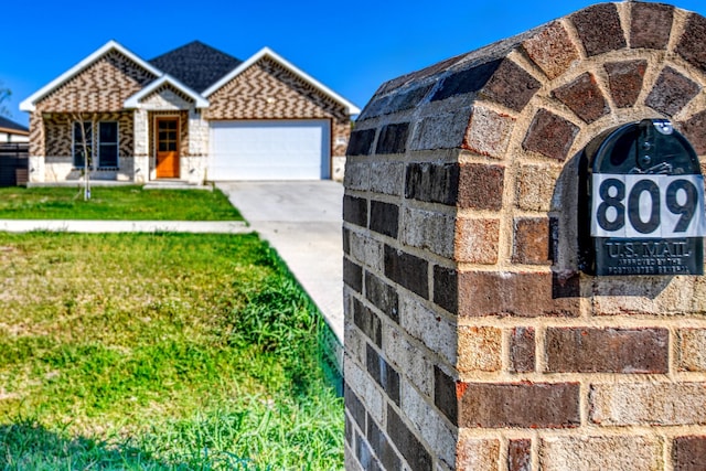 details with concrete driveway