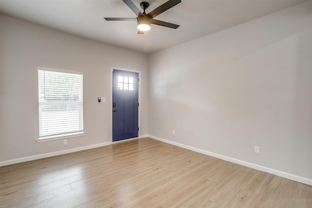 entrance foyer featuring light hardwood / wood-style floors and ceiling fan