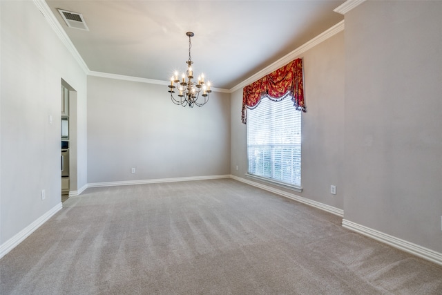 unfurnished room with an inviting chandelier, crown molding, and light colored carpet