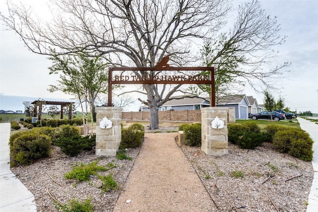 view of property's community featuring a pergola