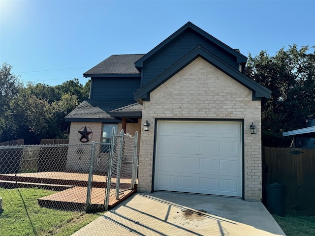 view of front facade with a garage