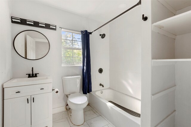 820 Allen St, Denton, TX 76205 - bathroom with vanity, baseboards, shower / bath combo with shower curtain, and toilet