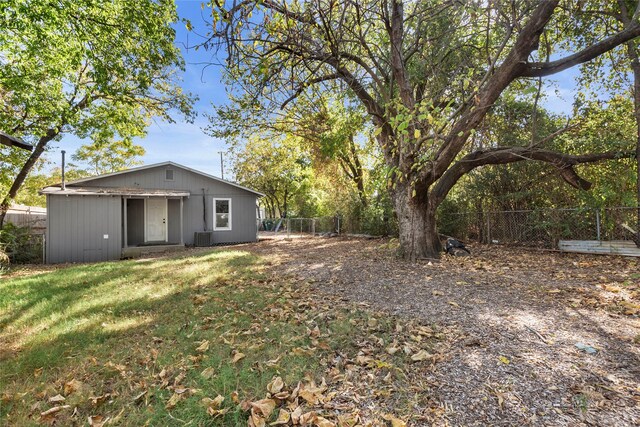 820 Allen St, Denton, TX 76205 - exterior space featuring fence